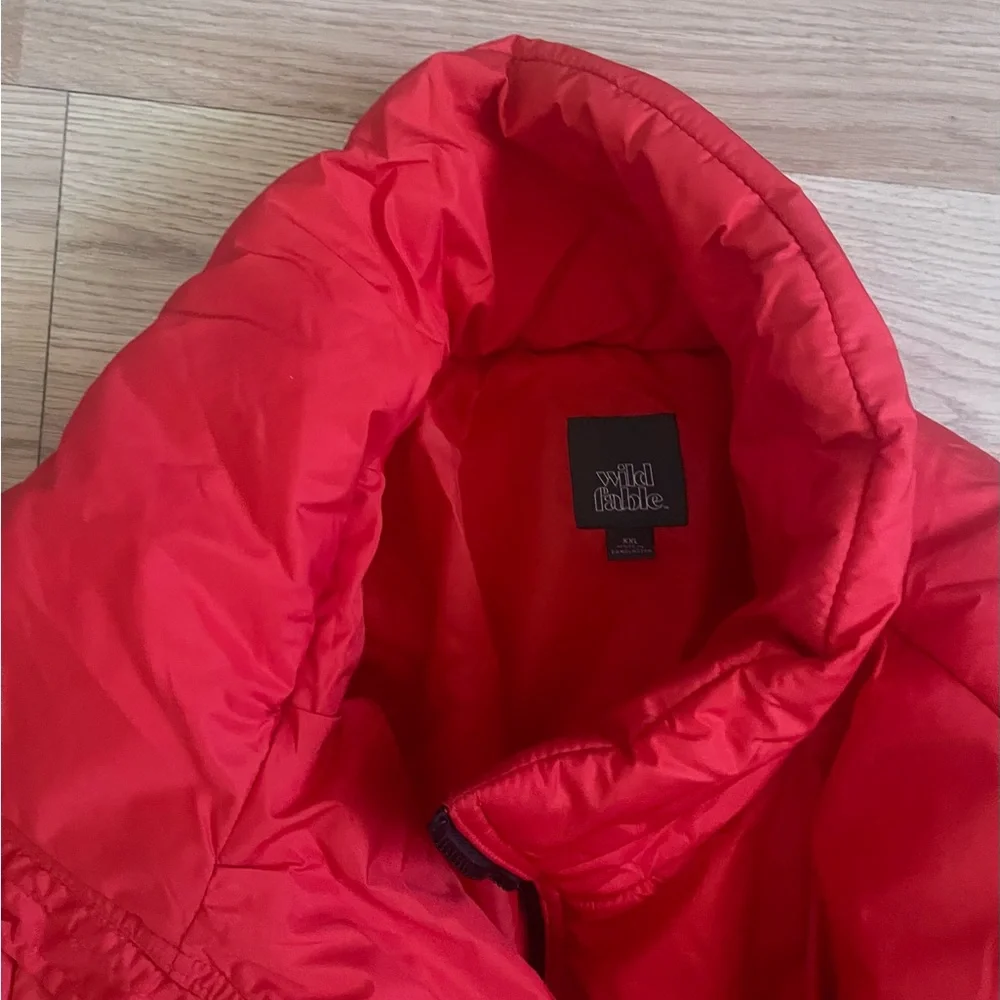 LIKE NEW puffer jacket - Picture 10 of 16